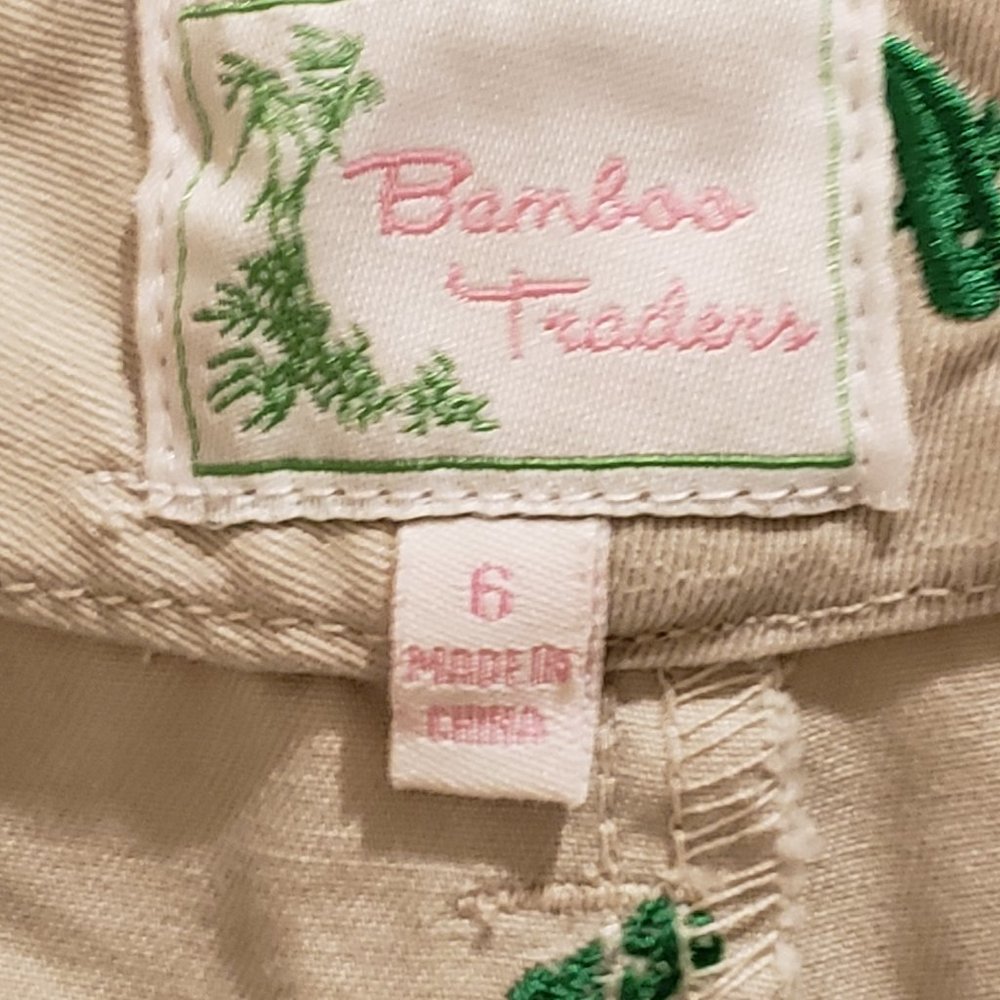 Bamboo Traders Women's Bermuda Shorts - Whales - Picture 5 of 5